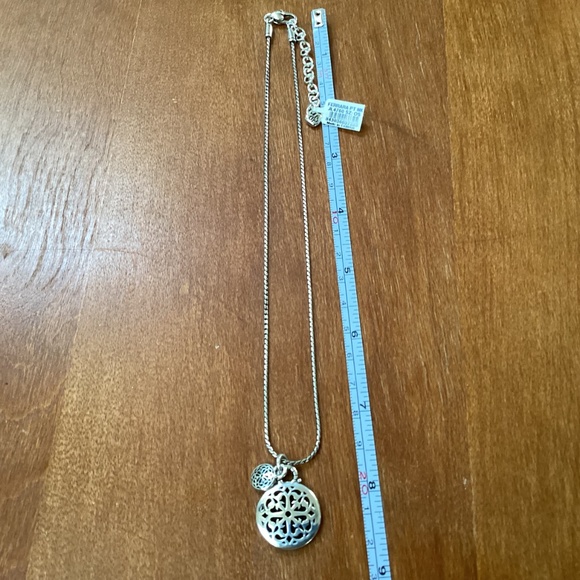 Ferrara Petite Necklace STYLE JL4760 NWT Silver Plated - Picture 9 of 16